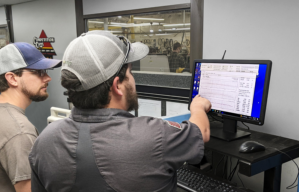 An operator and engineer discuss camshaft lobe surface data in Digital Metrology’s ProfilerMaster software., courtesy of Chris Potter and COMP Cams